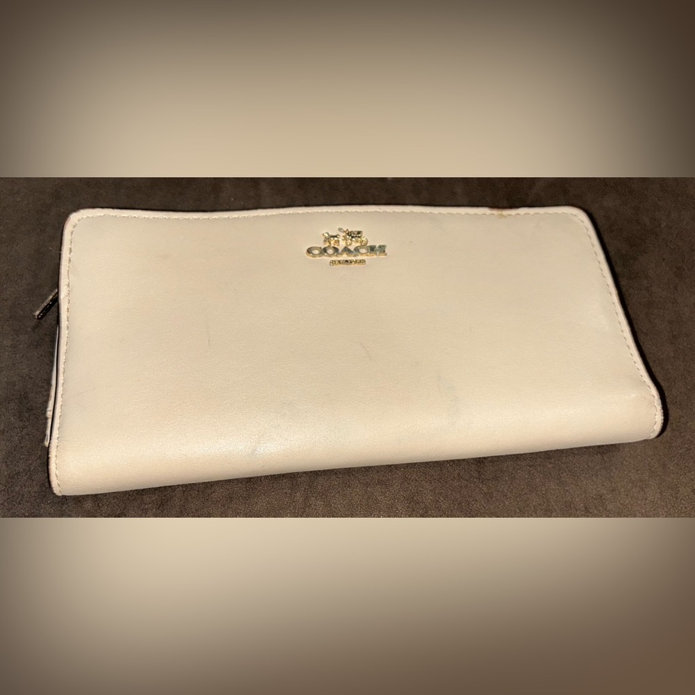 Cream Wallet